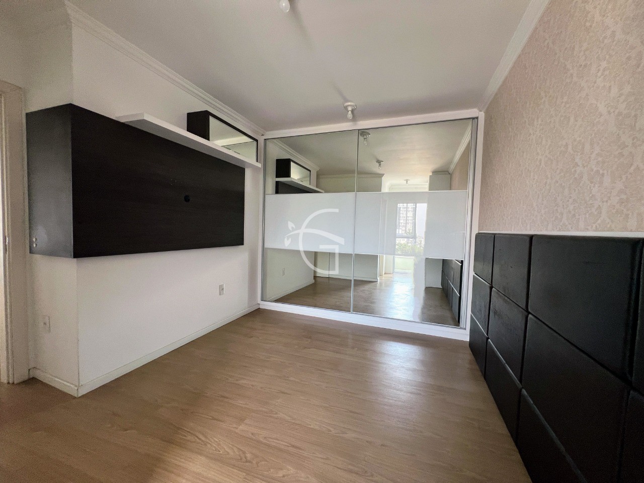 Apartamento à venda com 2 quartos, 66m² - Foto 12