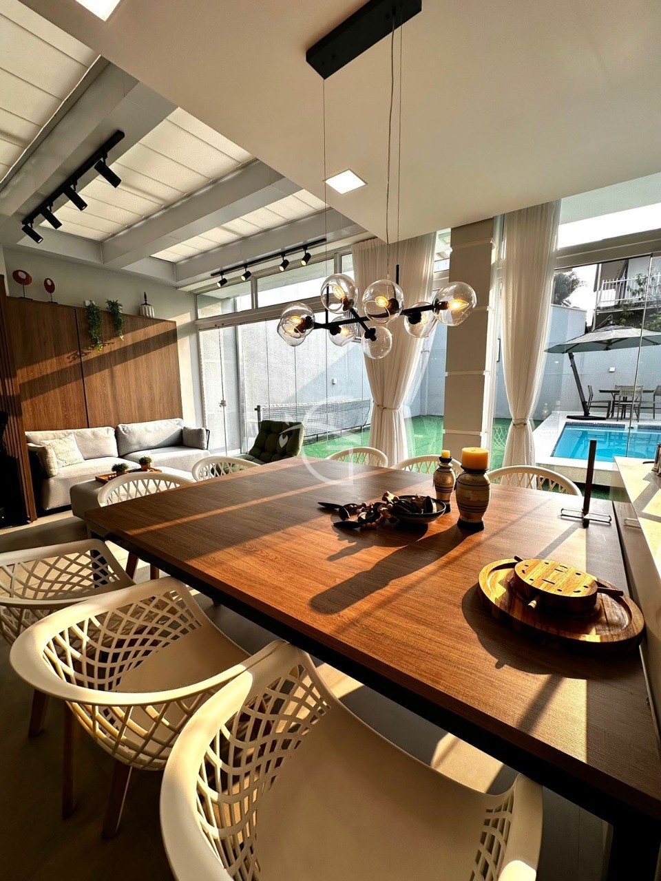 Casa à venda com 3 quartos, 306m² - Foto 5