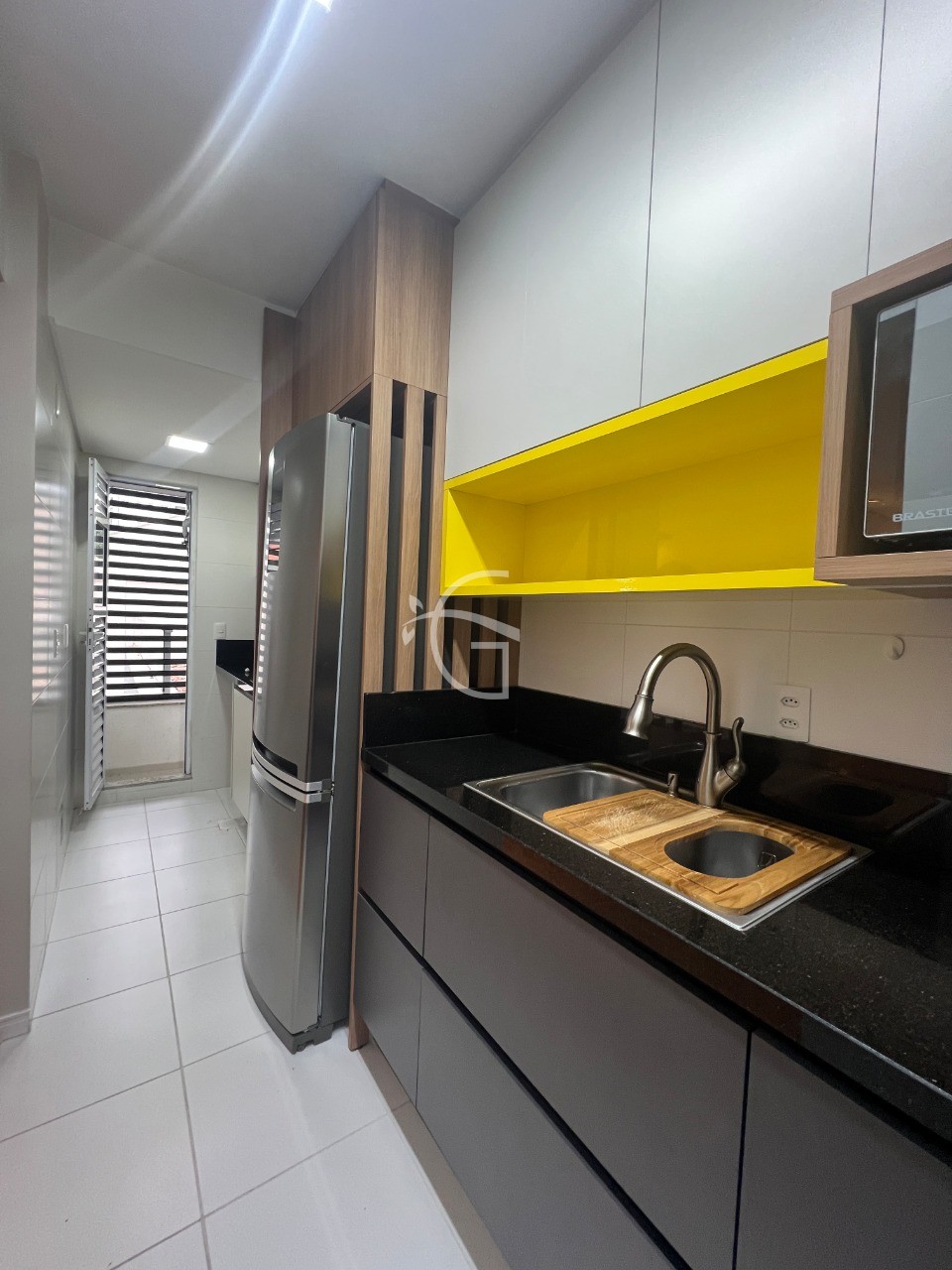 Apartamento à venda com 2 quartos, 72m² - Foto 9