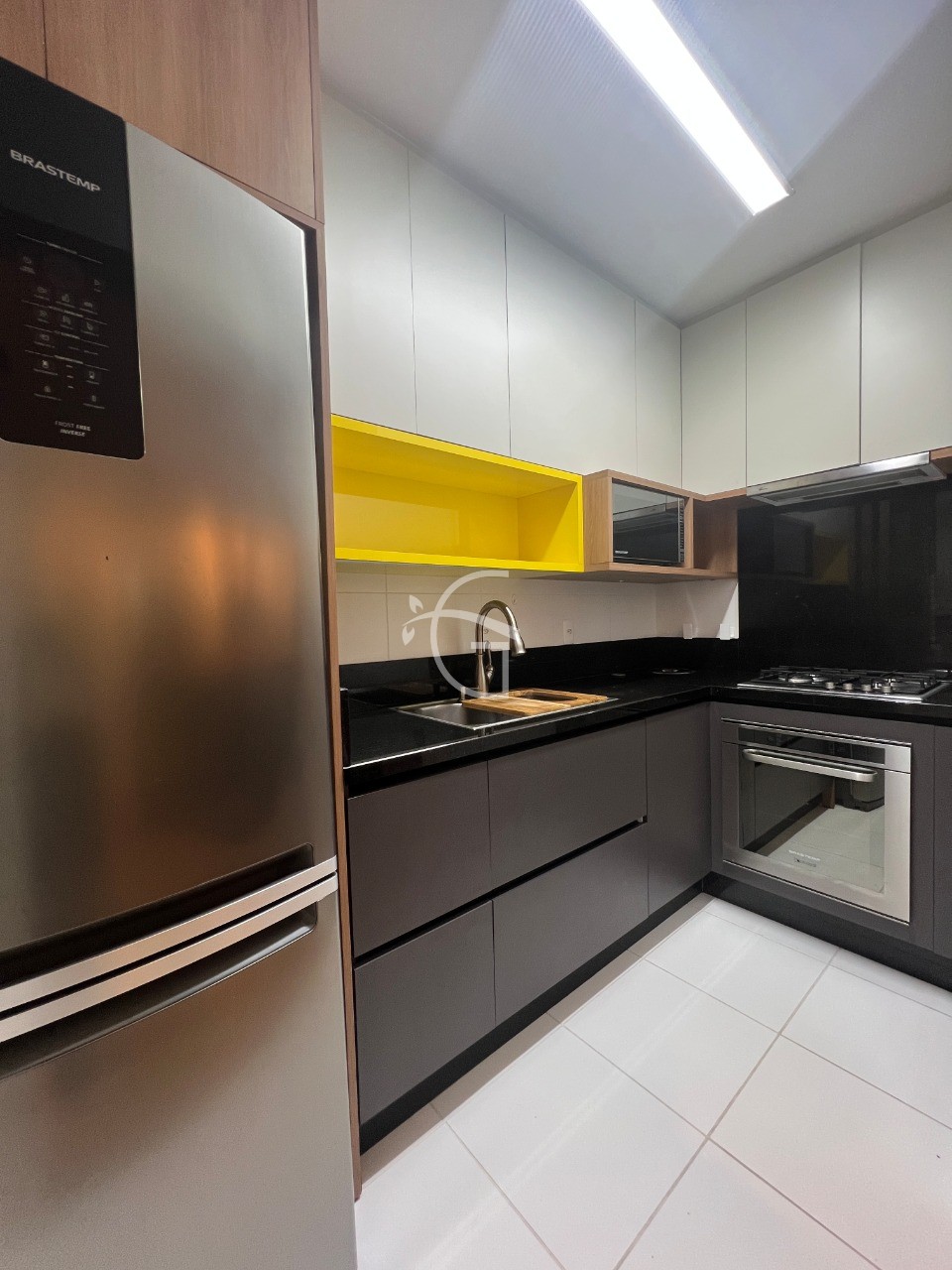 Apartamento à venda com 2 quartos, 72m² - Foto 8