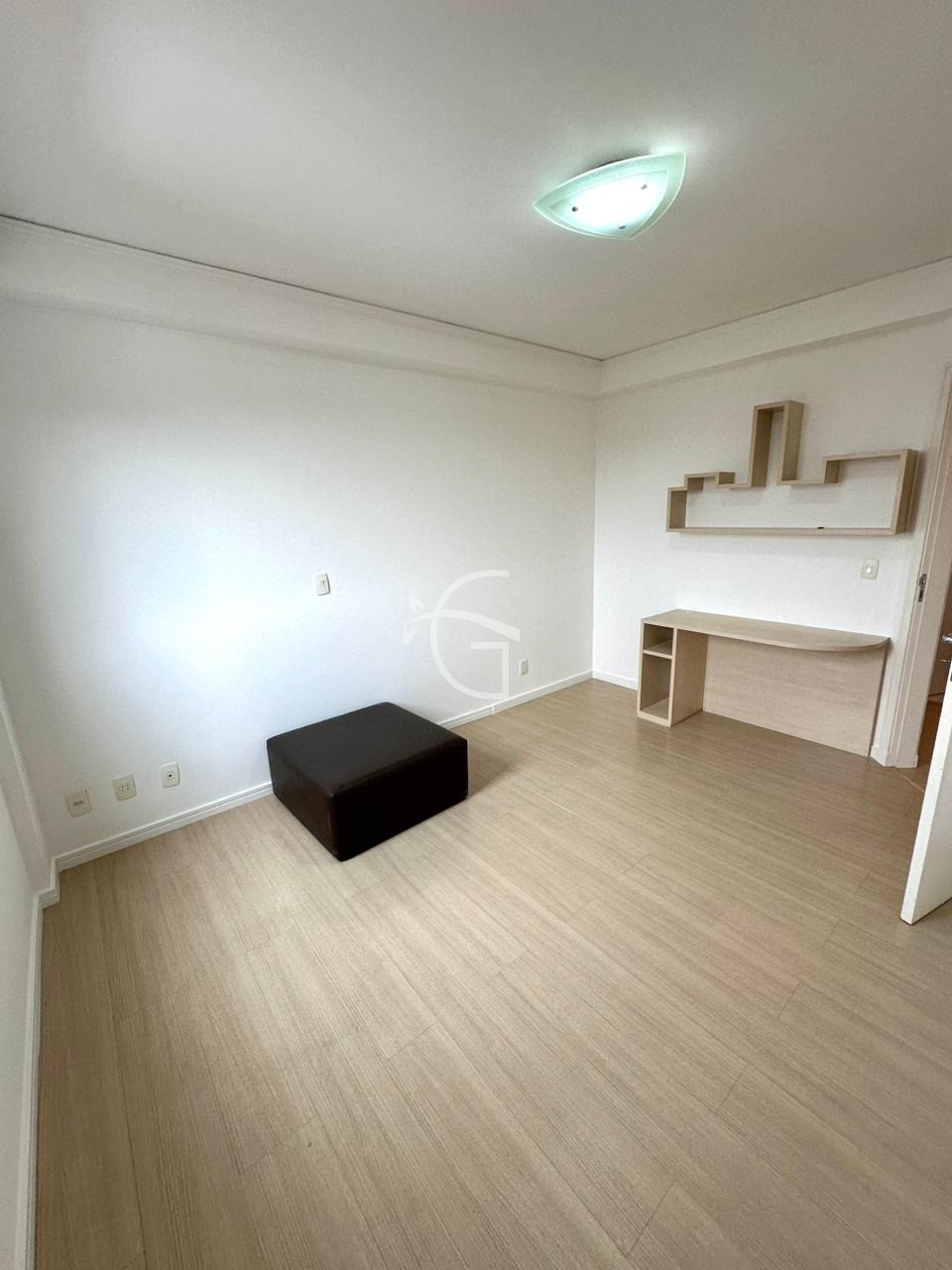 Apartamento à venda com 3 quartos, 136m² - Foto 19