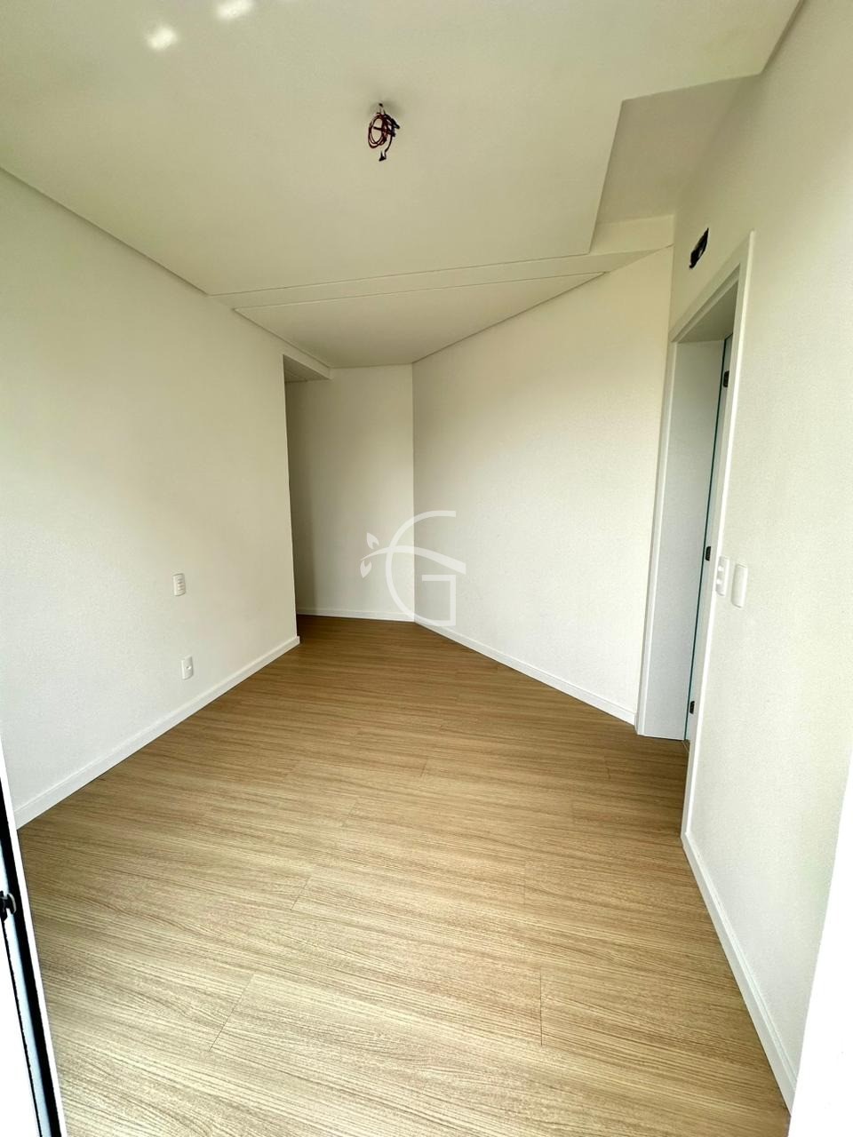 Apartamento à venda com 2 quartos, 74m² - Foto 9