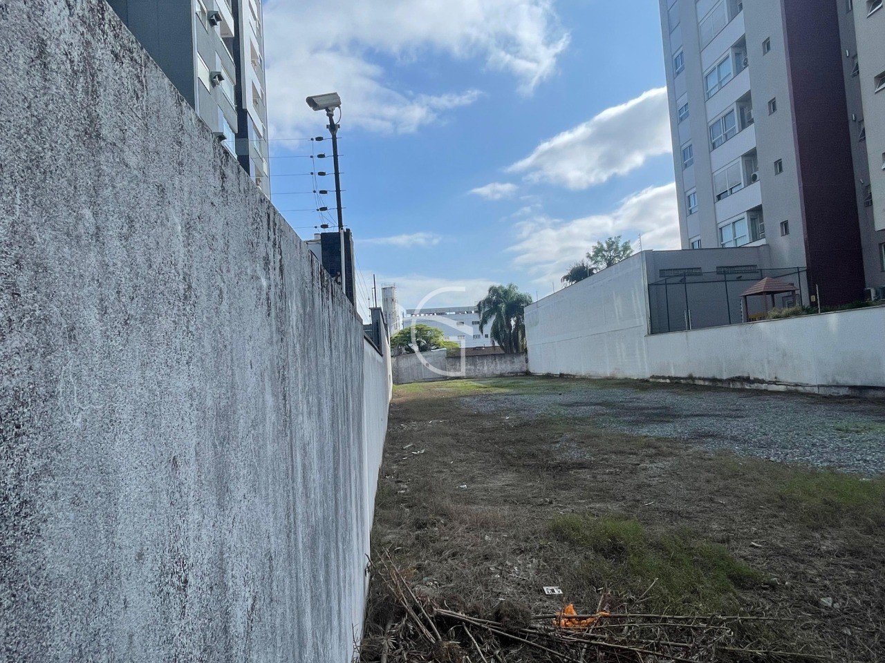 Loteamento e Condomínio para alugar, 764m² - Foto 2