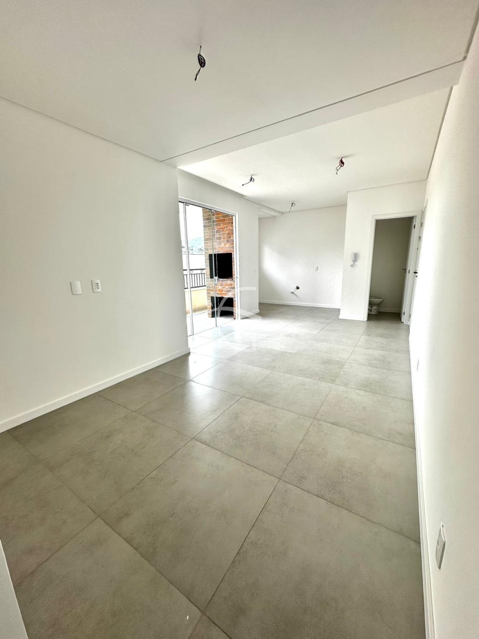 Apartamento à venda com 2 quartos, 74m² - Foto 4