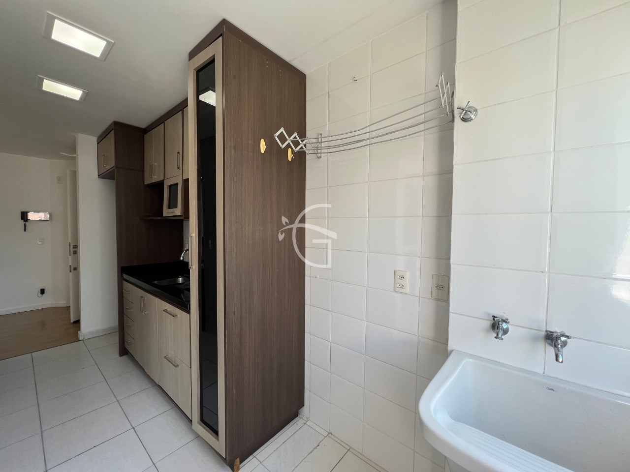 Apartamento à venda com 3 quartos, 72m² - Foto 4