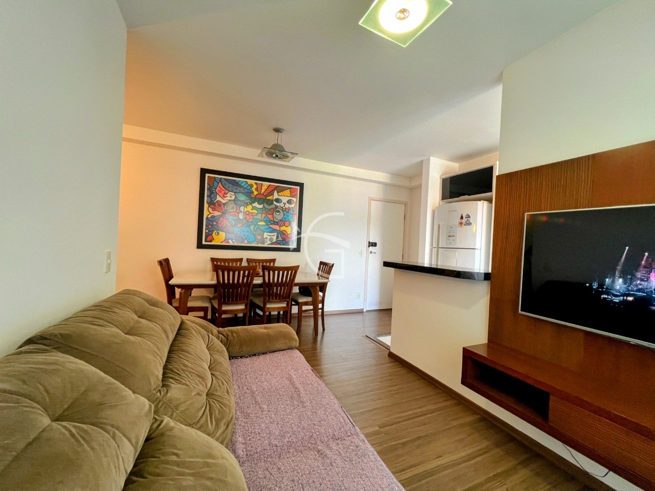 Apartamento à venda com 2 quartos, 60m² - Foto 4