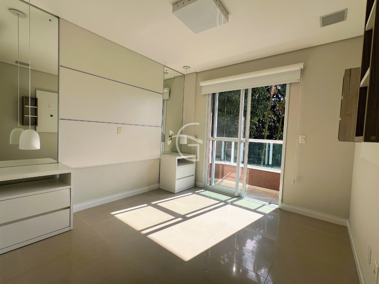 Apartamento à venda com 3 quartos, 107m² - Foto 12