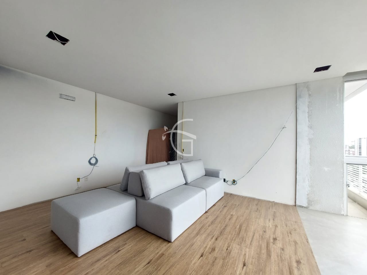 Apartamento à venda com 3 quartos, 105m² - Foto 3