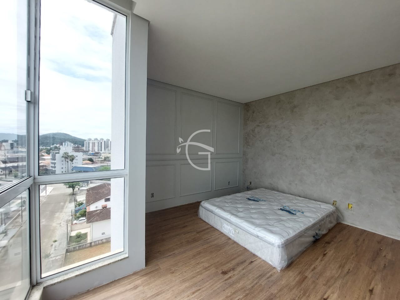 Apartamento à venda com 3 quartos, 105m² - Foto 9