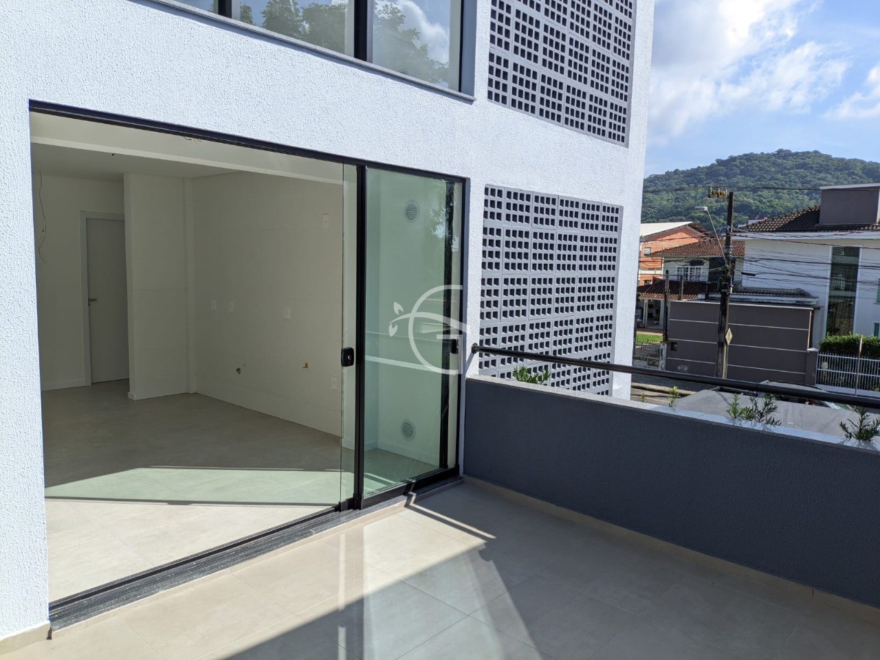 Apartamento à venda com 2 quartos, 90m² - Foto 5