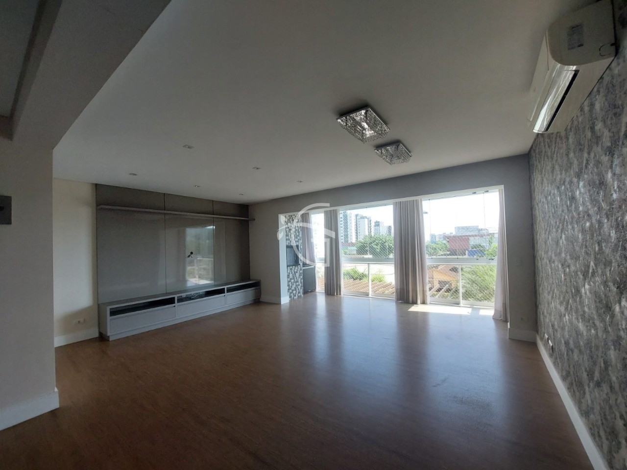 Apartamento à venda com 3 quartos, 125m² - Foto 5