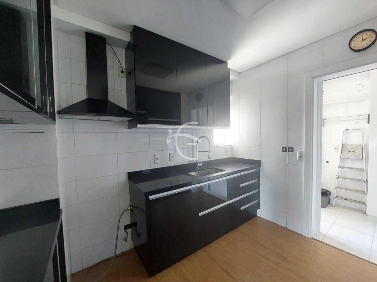 Apartamento à venda com 3 quartos, 125m² - Foto 9