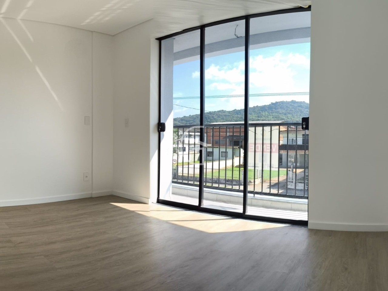 Apartamento à venda com 2 quartos, 90m² - Foto 11