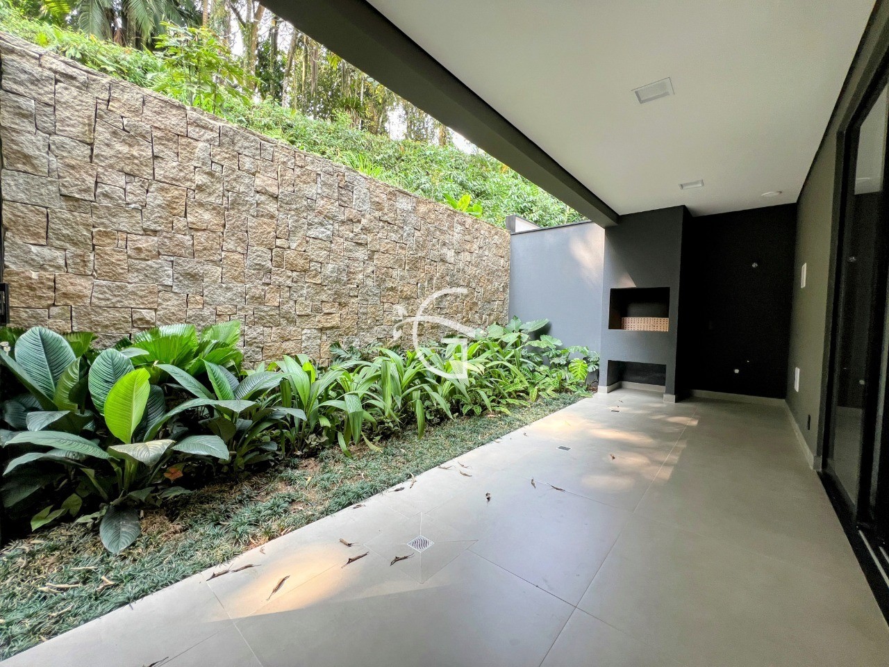Casa à venda com 3 quartos, 291m² - Foto 6