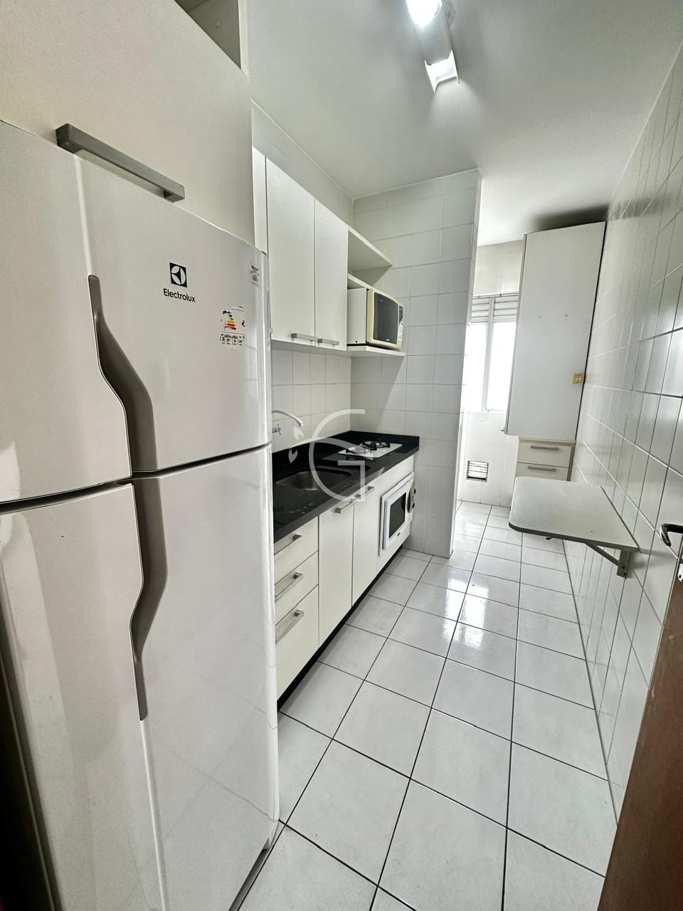 Apartamento à venda com 2 quartos, 51m² - Foto 4