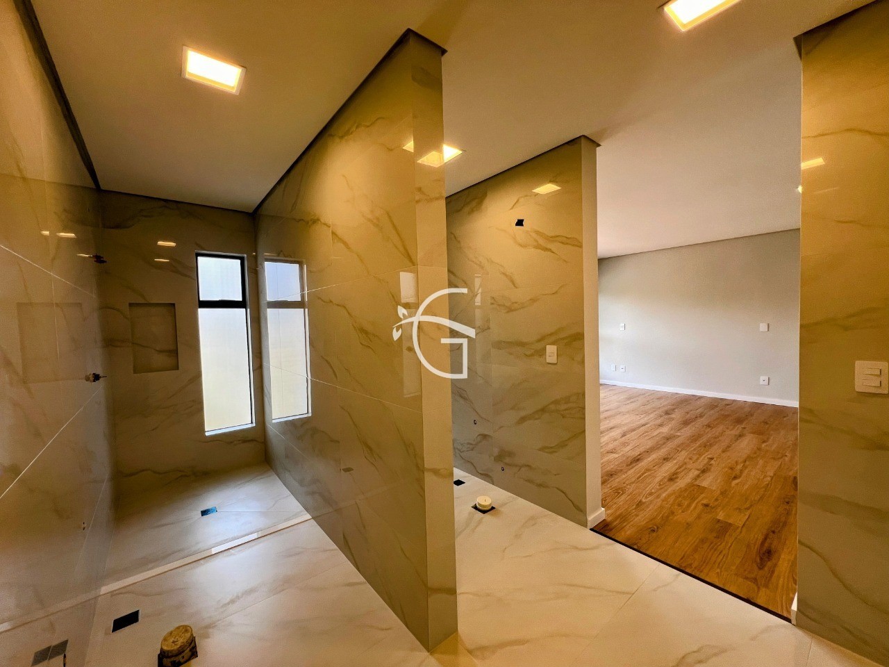 Casa à venda com 3 quartos, 291m² - Foto 16