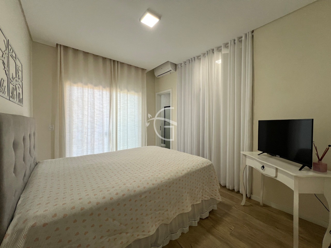 Casa à venda com 3 quartos, 150m² - Foto 14