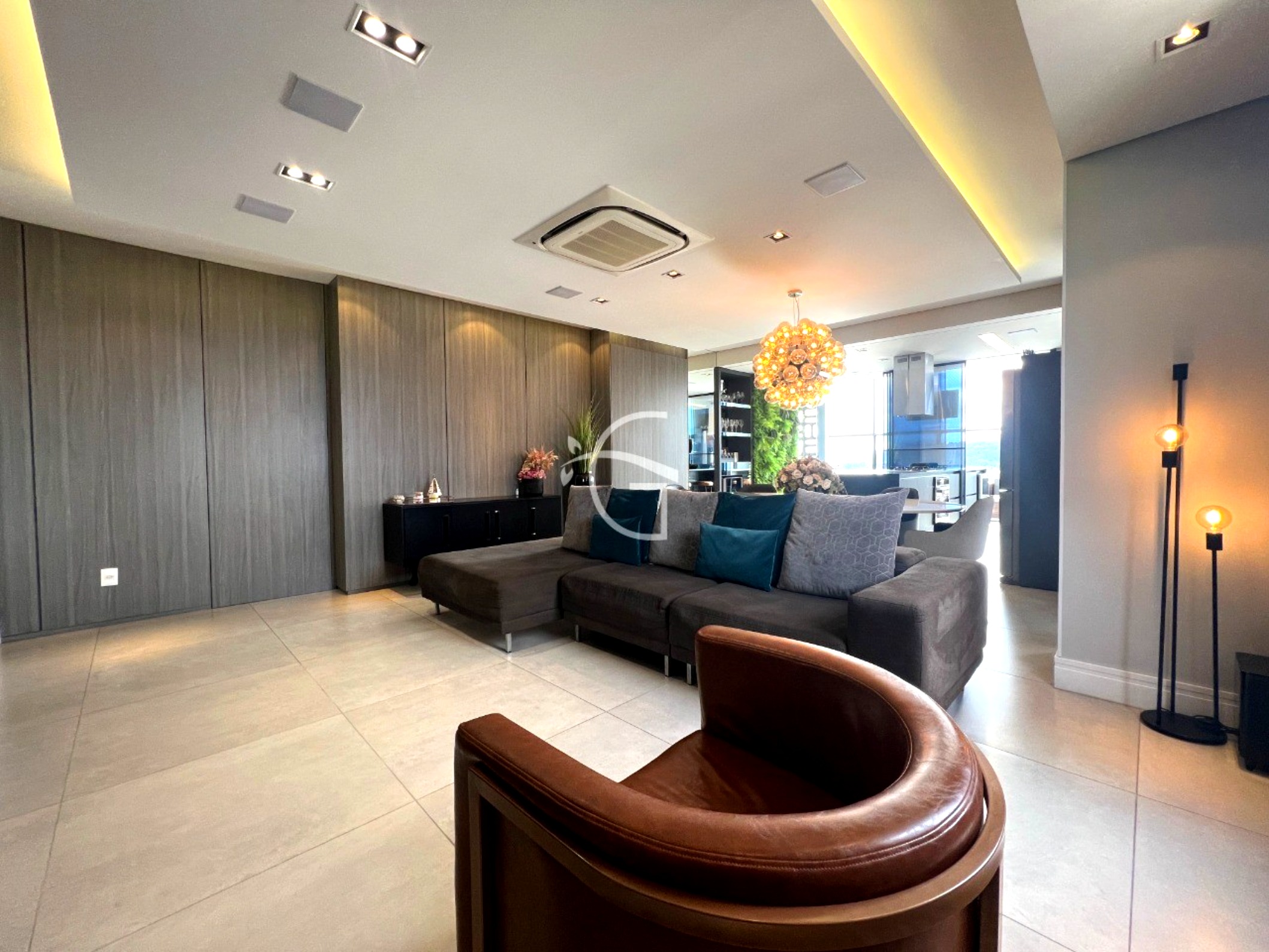 Cobertura à venda com 3 quartos, 215m² - Foto 3