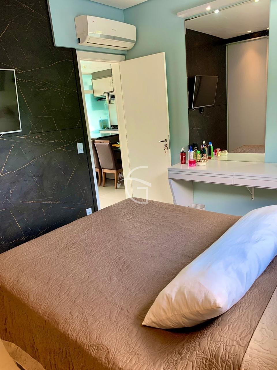 Apartamento à venda com 2 quartos, 57m² - Foto 11