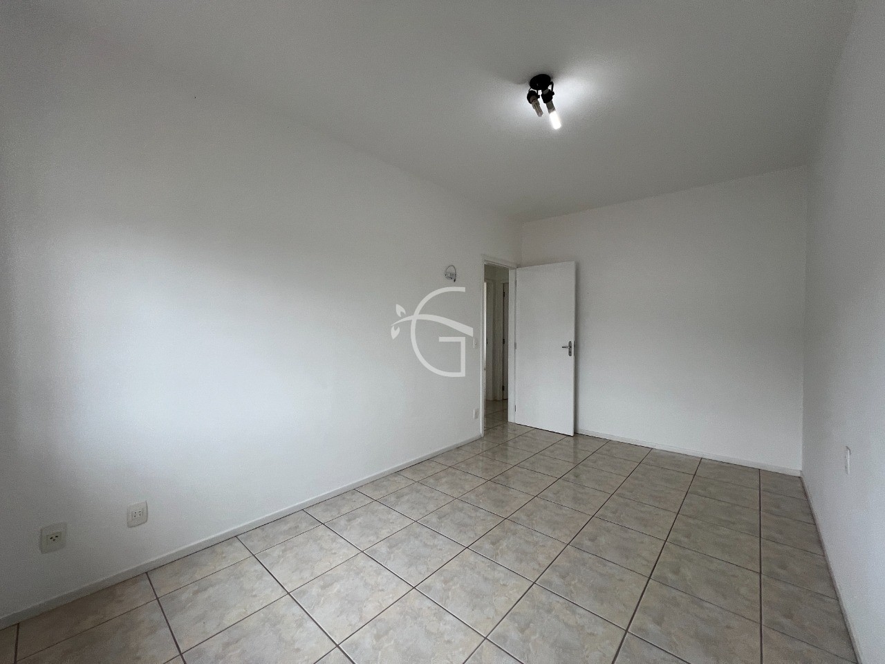 Casa à venda com 3 quartos, 191m² - Foto 14