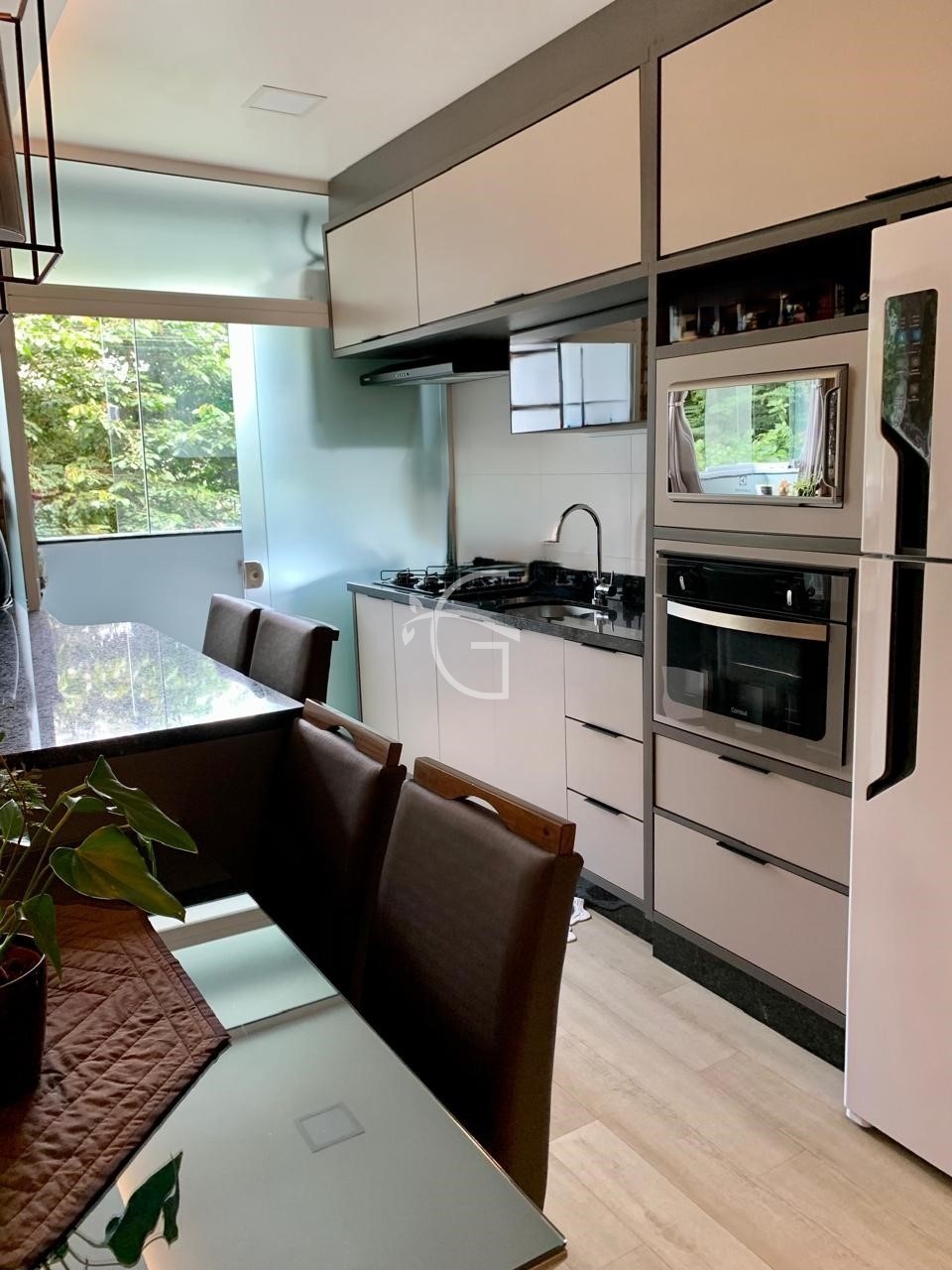 Apartamento à venda com 2 quartos, 57m² - Foto 6