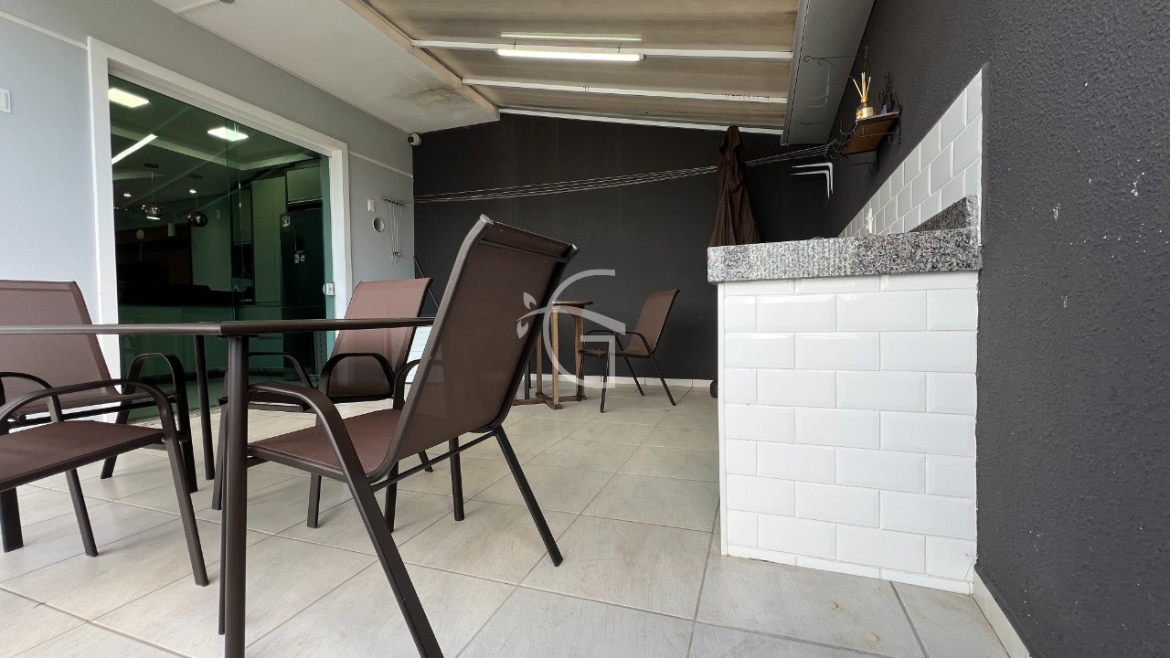 Casa à venda com 3 quartos, 140m² - Foto 11