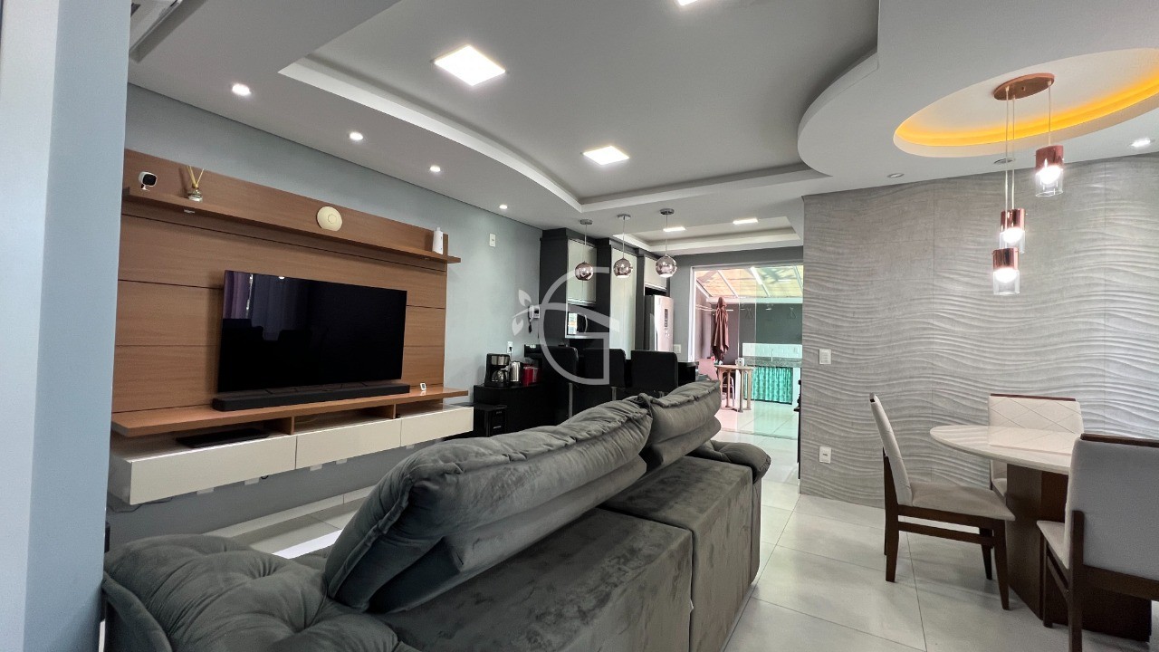 Casa à venda com 3 quartos, 140m² - Foto 5