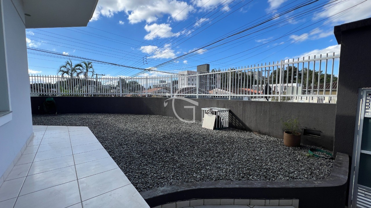 Casa à venda com 3 quartos, 140m² - Foto 14