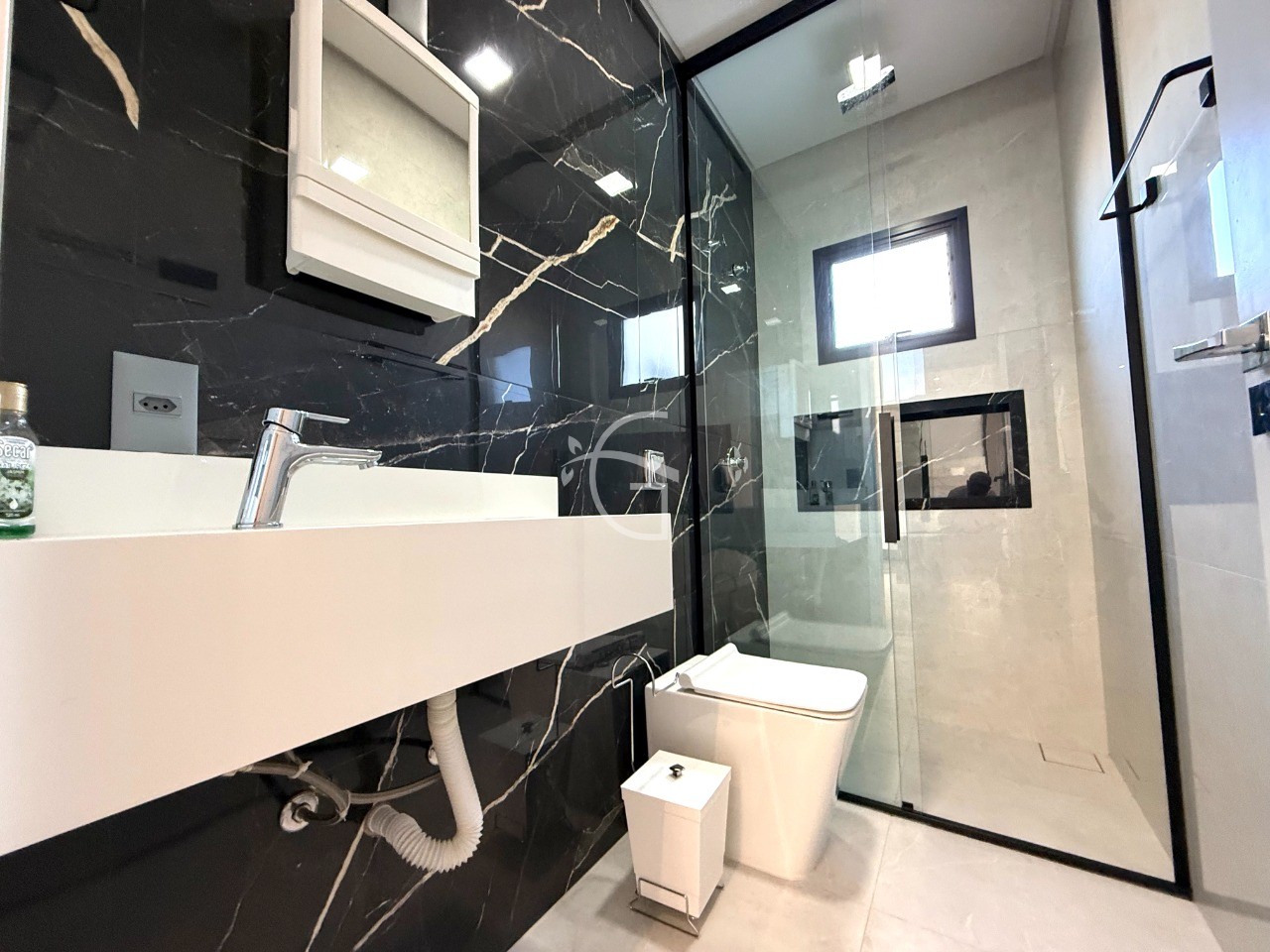 Sobrado, 6 quartos, 433 m² - Foto 25