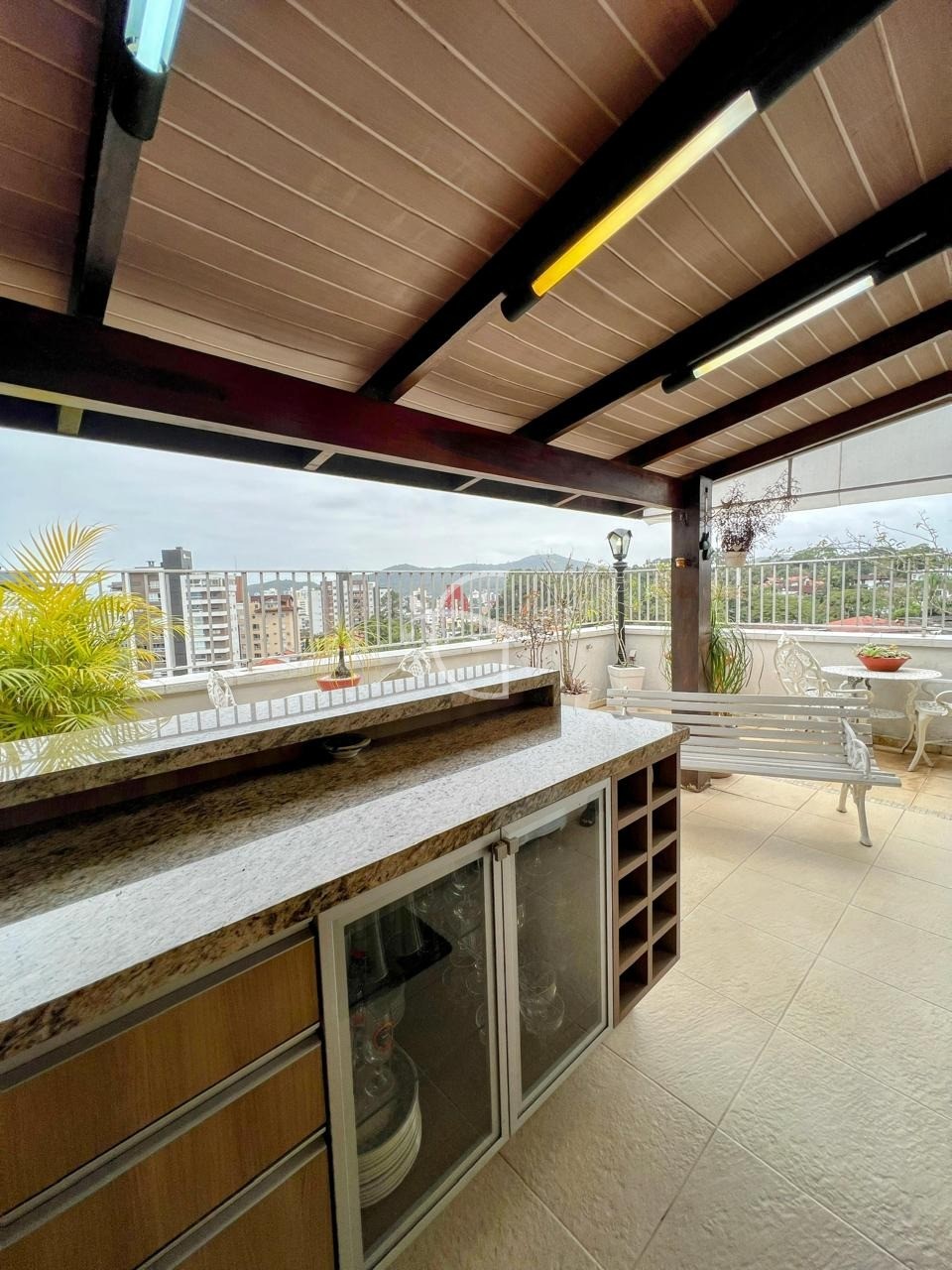 Cobertura, 3 quartos, 219 m² - Foto 18