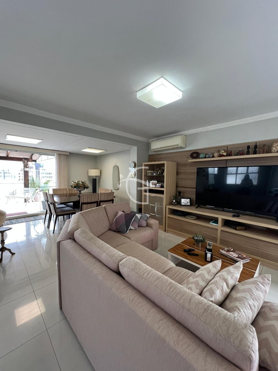 Cobertura, 3 quartos, 219 m² - Foto 5