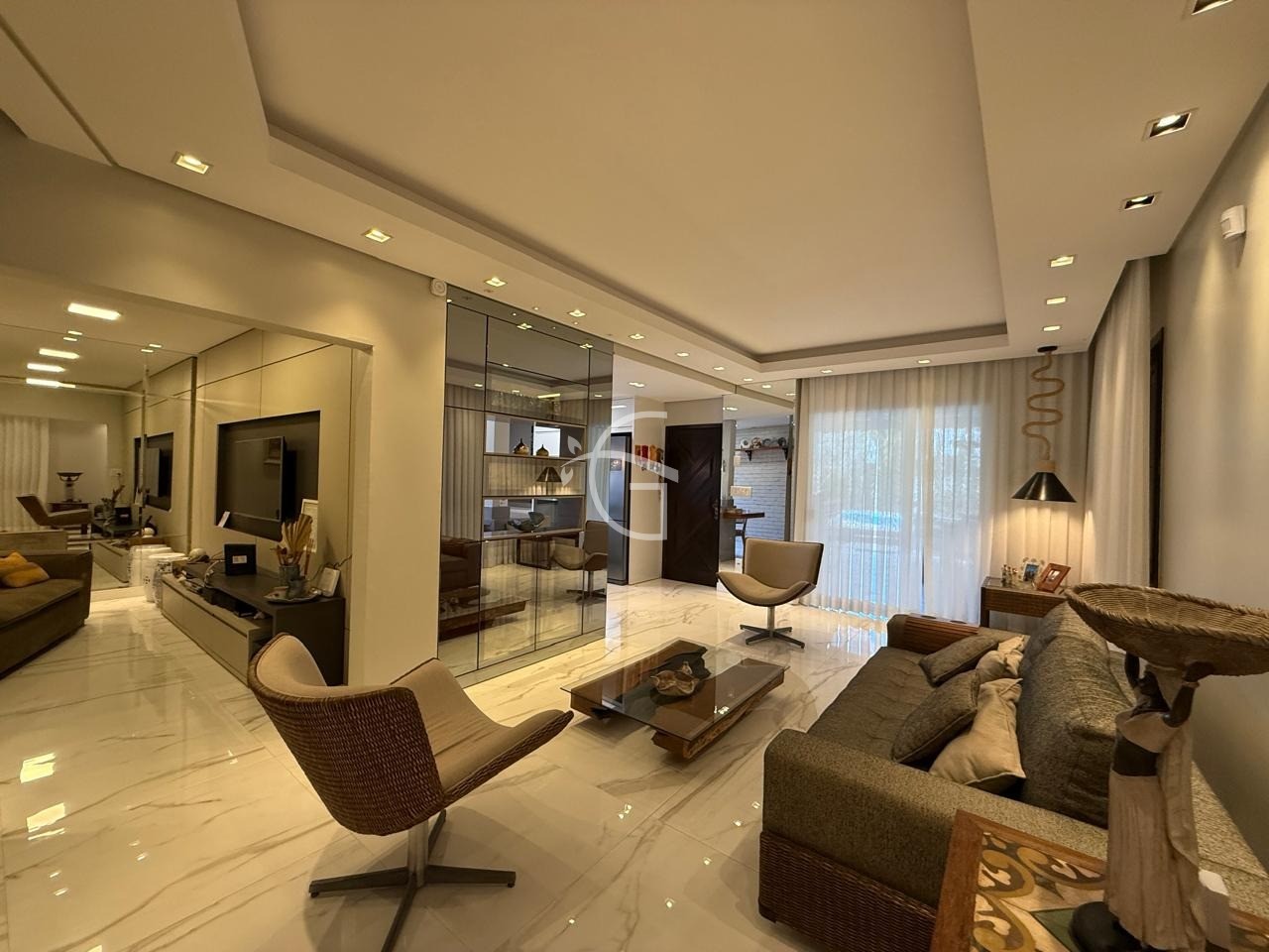 Casa, 4 quartos, 235 m² - Foto 4