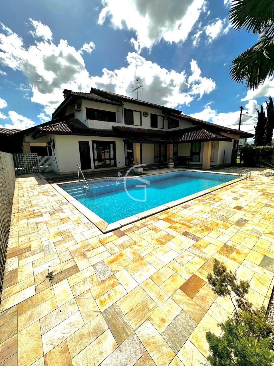 Casa, 5 quartos - Foto 1