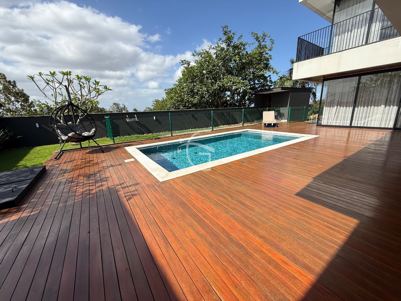 Sobrado, 3 quartos, 268 m² - Foto 1