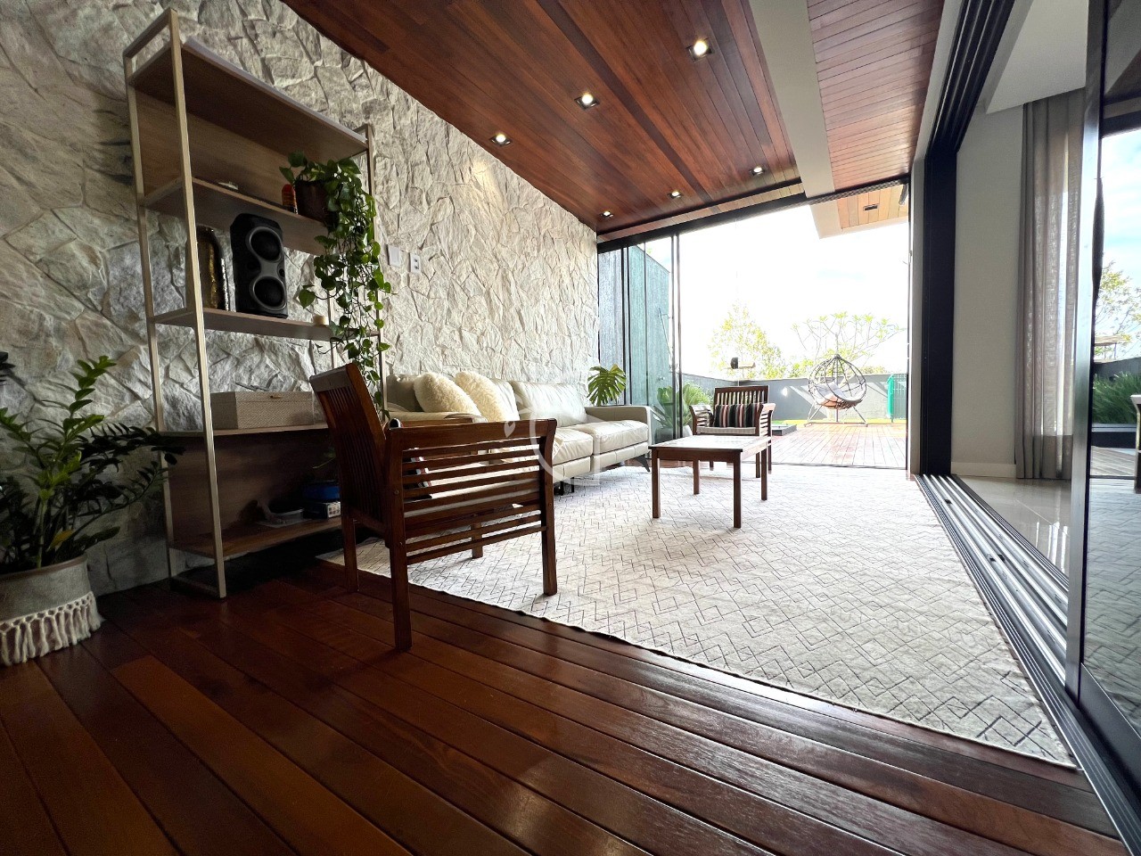 Sobrado, 3 quartos, 268 m² - Foto 6