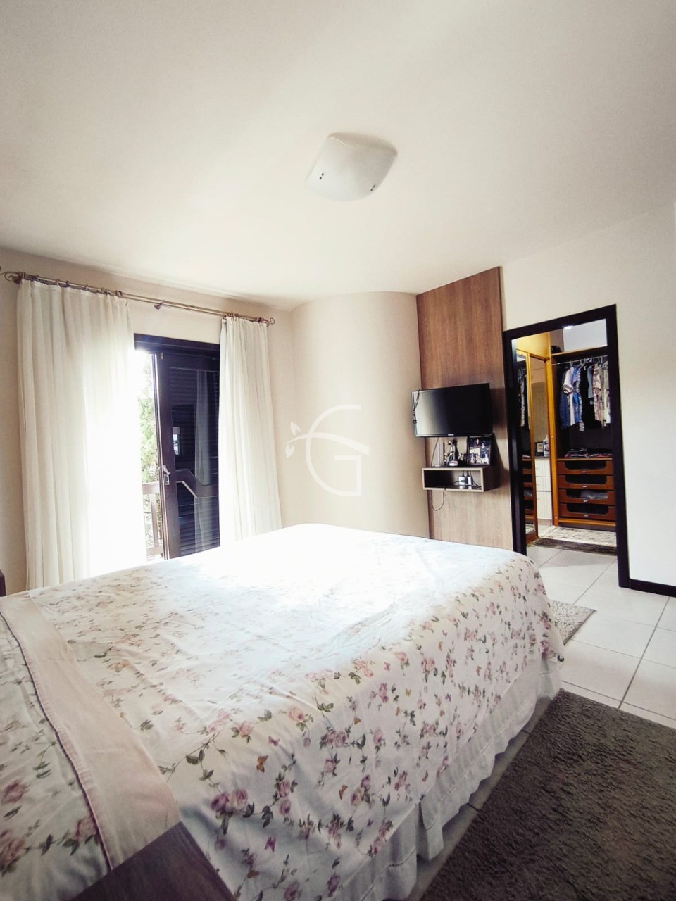 Casa, 4 quartos, 260 m² - Foto 11