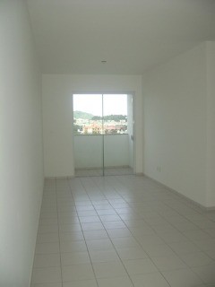 Apartamento para alugar com 2 quartos, 61m² - Foto 4