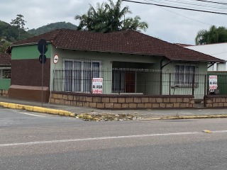 Casa, 4 quartos, 200 m² - Foto 1