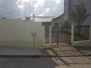 Casa à venda com 2 quartos, 76m² - Foto 2