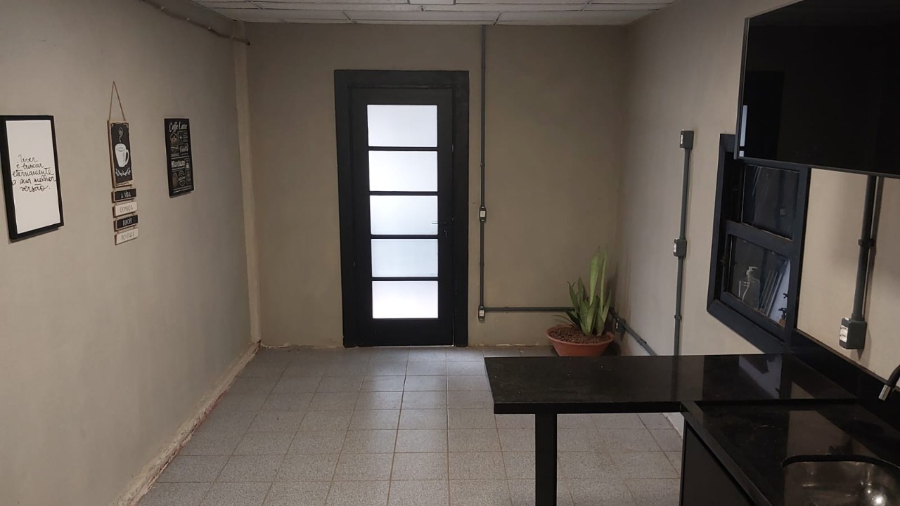 Imóvel Comercial Padrão para alugar, 130m² - Foto 10