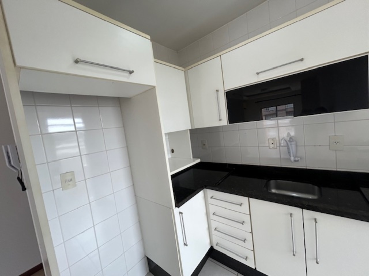 Apartamento à venda com 2 quartos, 65m² - Foto 12