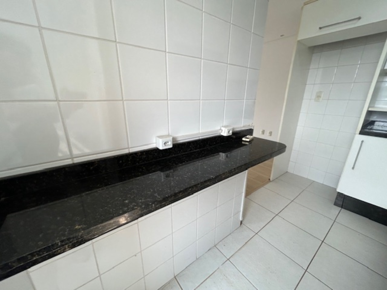 Apartamento à venda com 2 quartos, 65m² - Foto 19