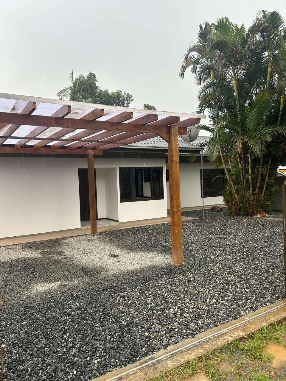 Casa para alugar com 4 quartos, 230m² - Foto 3