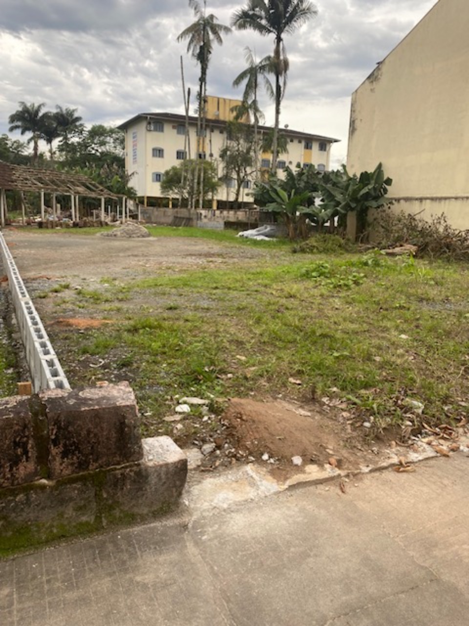 Loteamento e Condomínio - Foto 5