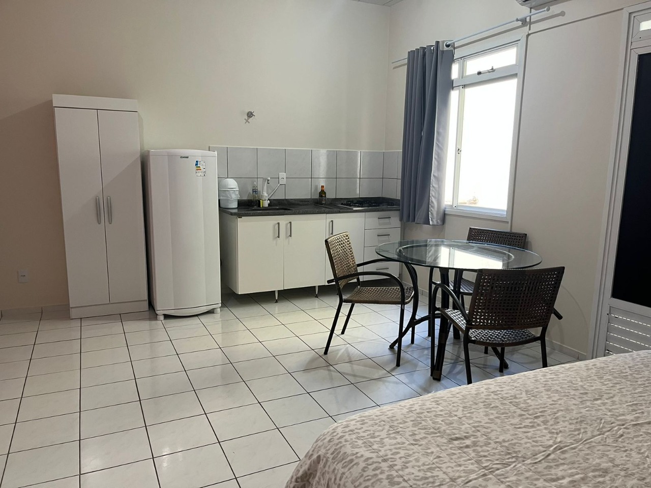 Kitnet e Studio para alugar com 1 quarto, 35m² - Foto 4