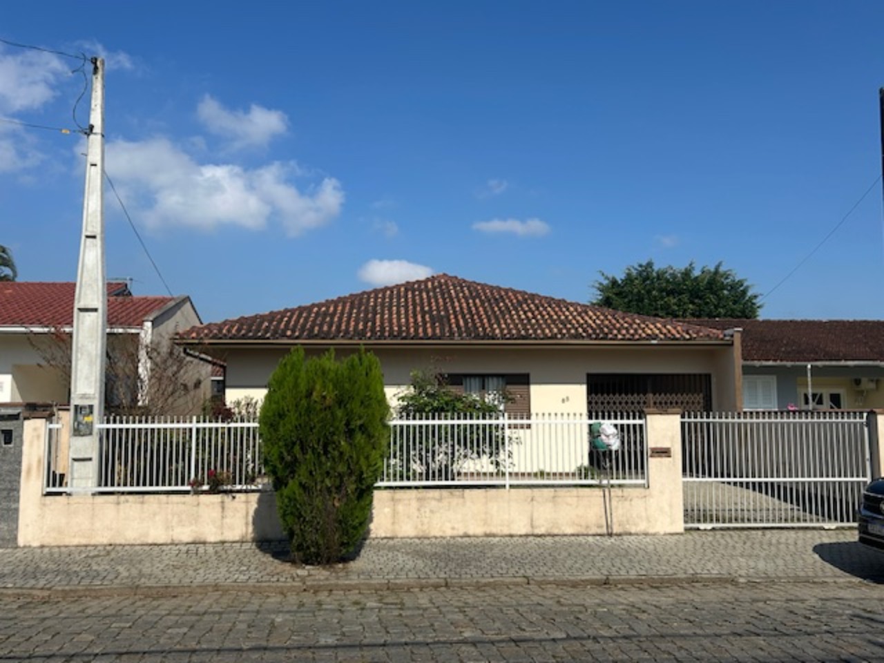 Casa, 4 quartos, 140 m² - Foto 1