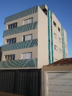 Apartamento à venda com 2 quartos, 70m² - Foto 1