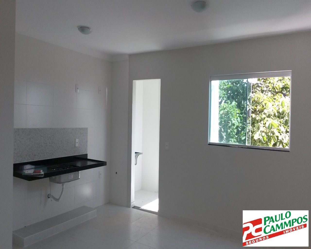 Apartamento à venda com 2 quartos, 72m² - Foto 1