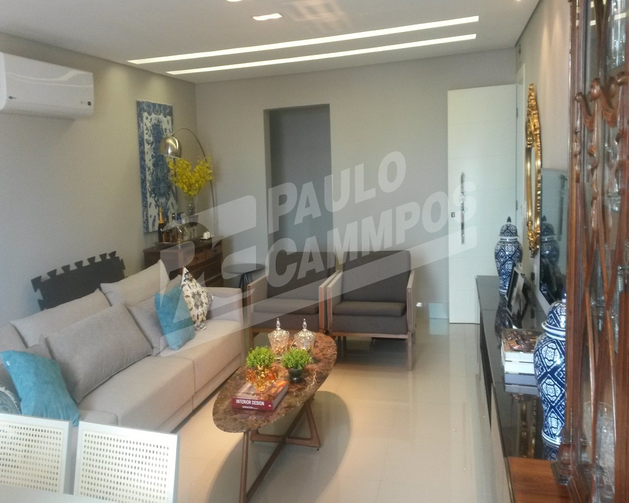 Apartamento à venda com 3 quartos, 122m² - Foto 2