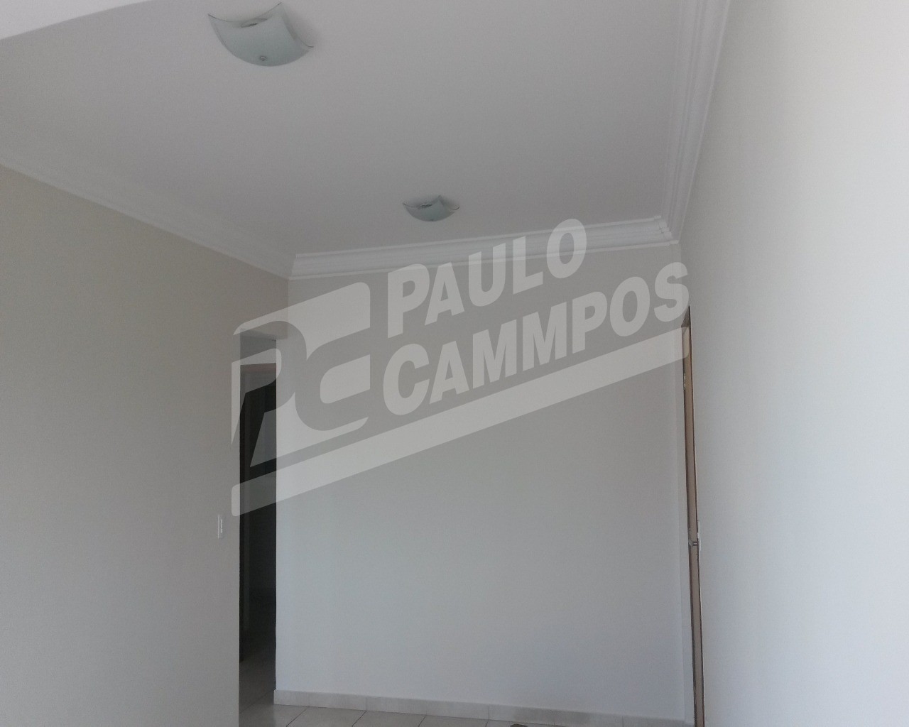 Apartamento à venda com 2 quartos, 65m² - Foto 4